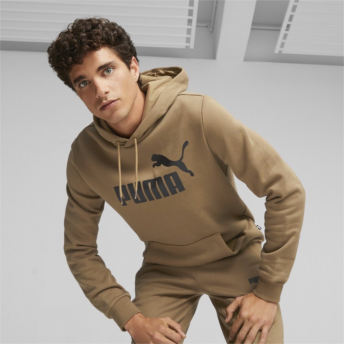 No1 OTH Hoodie Mens
