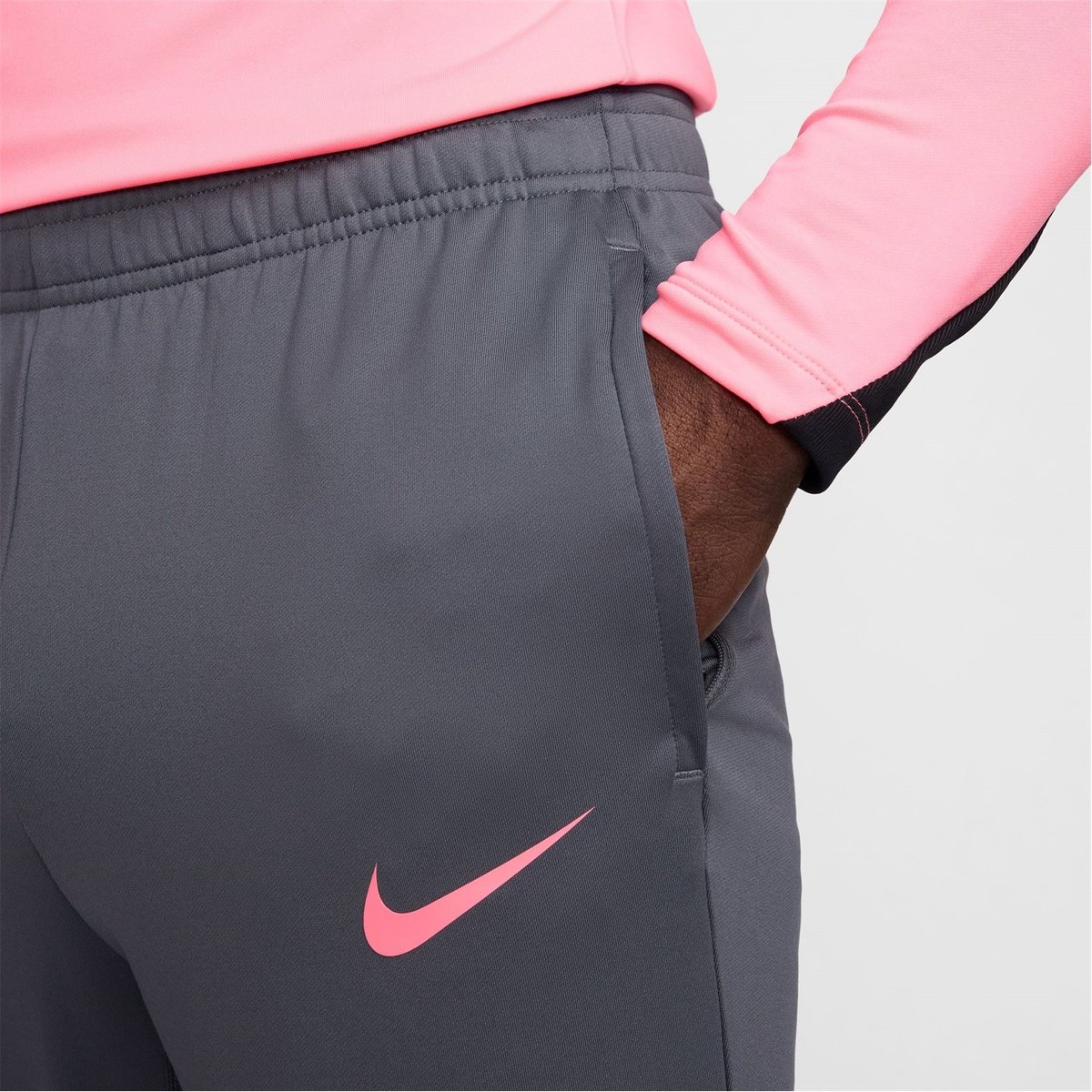 Strike Tracksuit Bottoms Mens