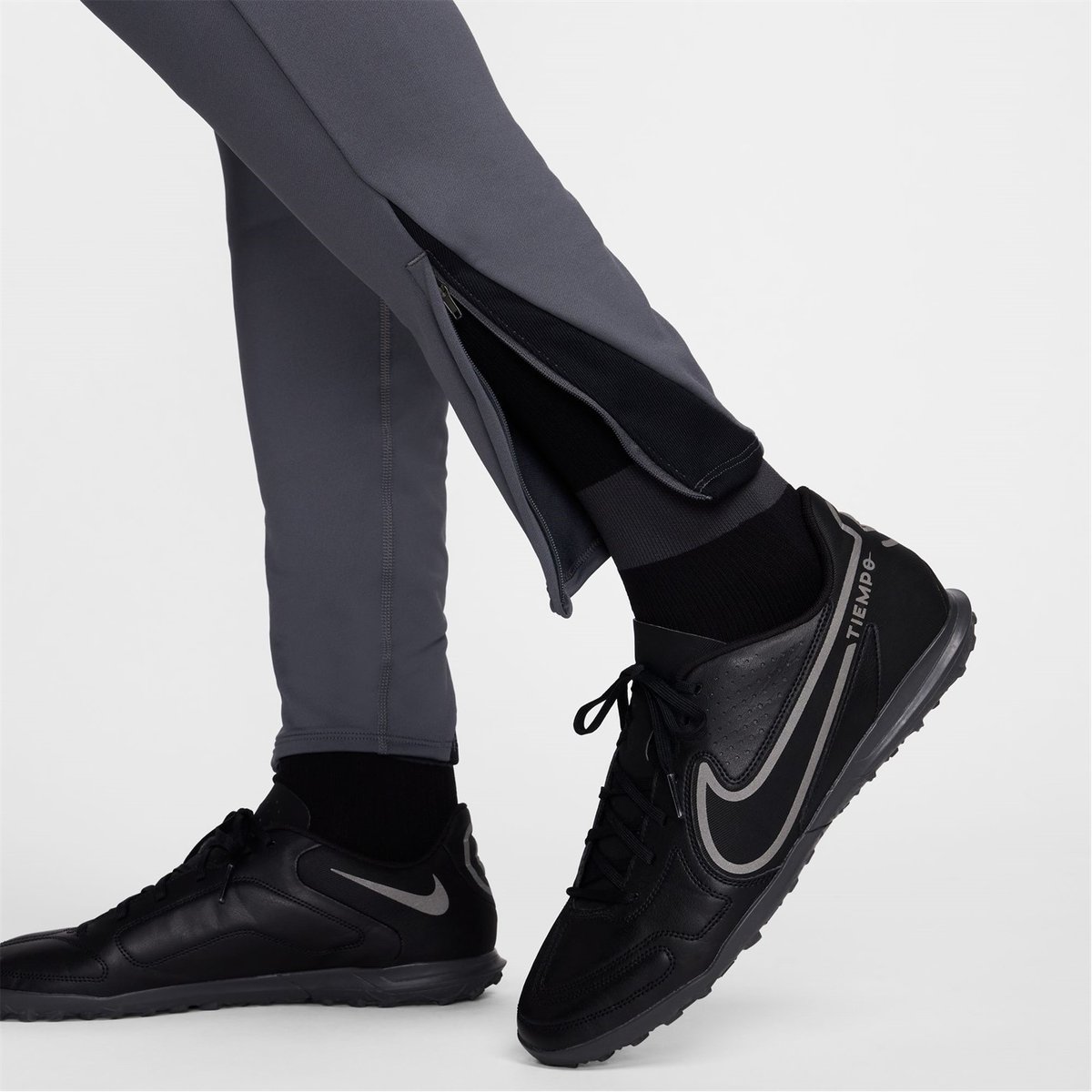 Strike Tracksuit Bottoms Mens