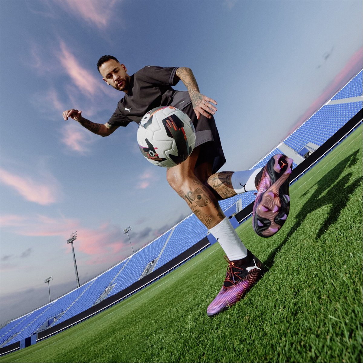 Future 8 Ultimate Adults Firm Ground Football Boots