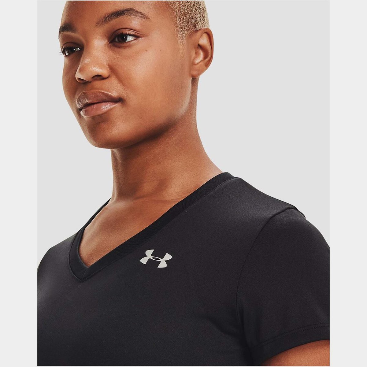 Tech™ V Neck Short Sleeve Womens