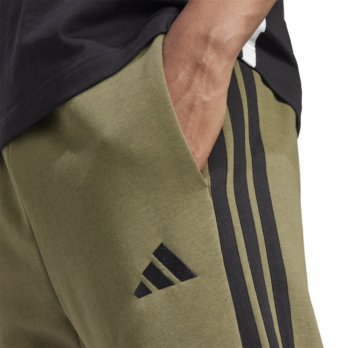 Fleece Tapered Cuff 3 Stripes Joggers