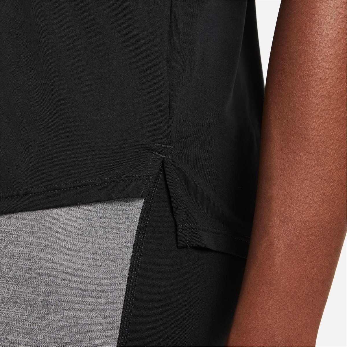 Dri FIT One Womens Standard Fit Short Sleeve Top